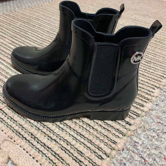 Micheal Kors rain boots - Picture 1 of 6